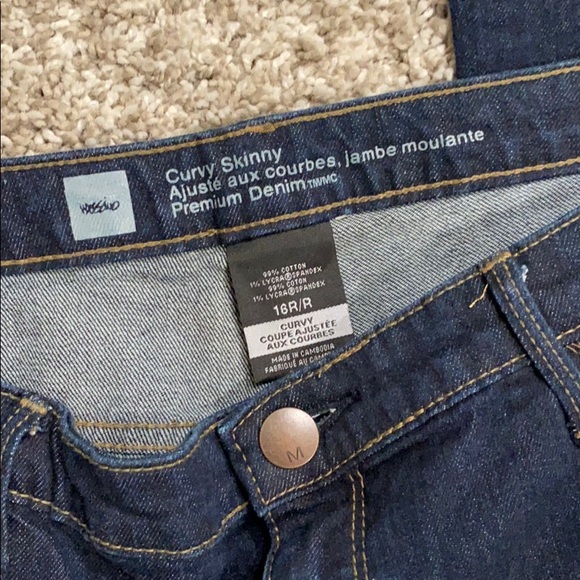 Mossimo Curvy Skinny Jeans Size 16 like new cond - Picture 3 of 3